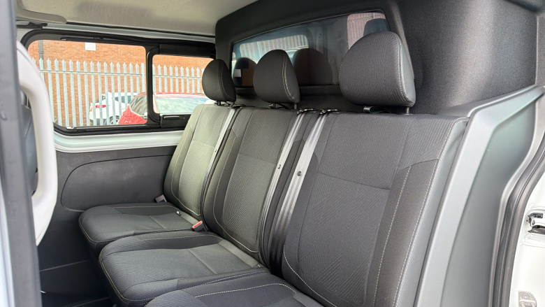 Renault Trafic Lwb Diesel LL30 Blue dCi 150 Extra [Safety] Crew Van